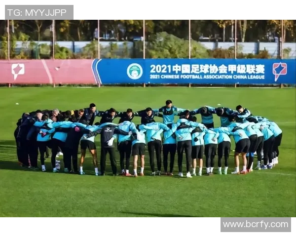 南京羽毛球队在杯赛积分榜上以90分稳居第一名展现强劲实力 南京羽毛球队在杯赛积分榜上以90分稳居第一名展现强劲实力