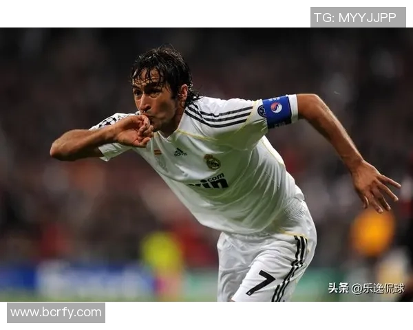 足球明星连线主播共话绿茵传奇精彩瞬间与未来发展展望 足球明星连线主播共话绿茵传奇精彩瞬间与未来发展展望